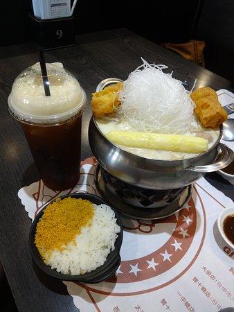 Ji Ting Kimchi Hot Pot